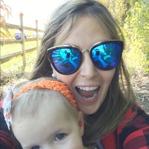 Meet your Posher, Gina